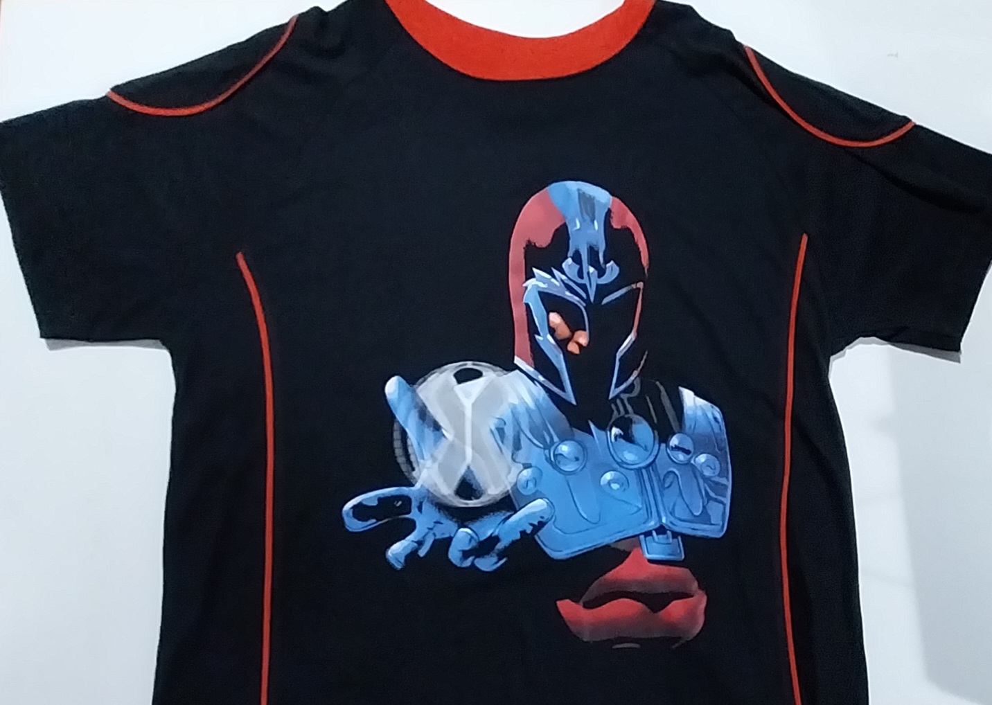 T-Shirt – Marvel – Magneto Mezzo Busto – Taglia L &#...